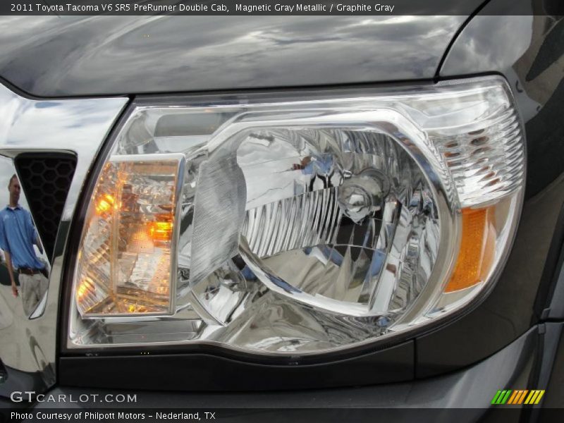 Magnetic Gray Metallic / Graphite Gray 2011 Toyota Tacoma V6 SR5 PreRunner Double Cab