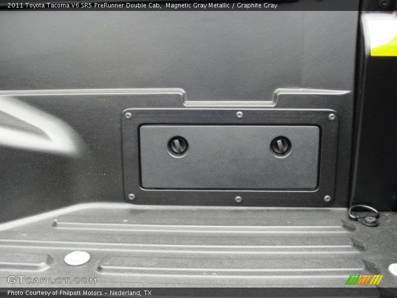 Magnetic Gray Metallic / Graphite Gray 2011 Toyota Tacoma V6 SR5 PreRunner Double Cab