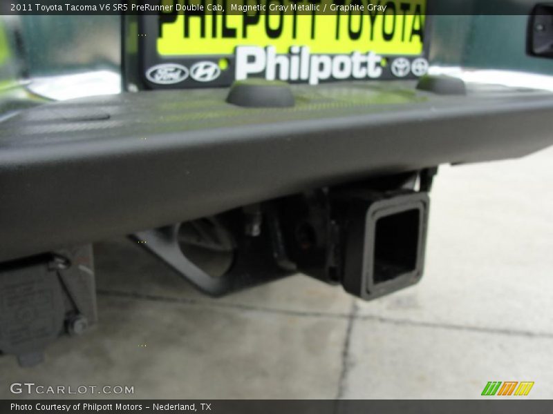 Magnetic Gray Metallic / Graphite Gray 2011 Toyota Tacoma V6 SR5 PreRunner Double Cab