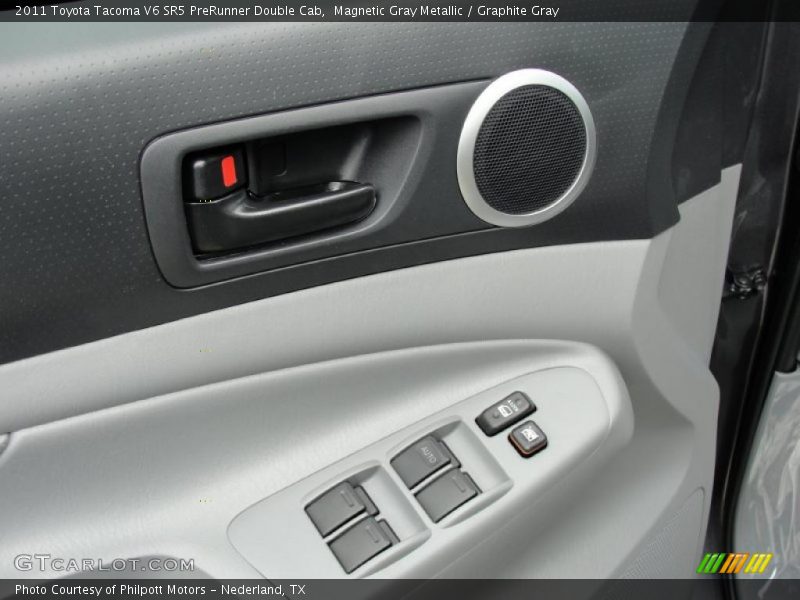 Magnetic Gray Metallic / Graphite Gray 2011 Toyota Tacoma V6 SR5 PreRunner Double Cab