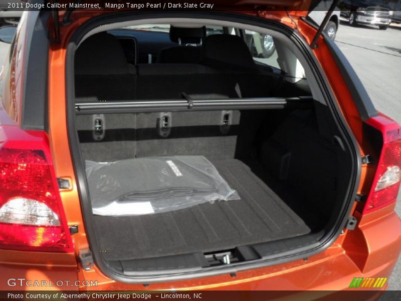 Mango Tango Pearl / Dark Slate Gray 2011 Dodge Caliber Mainstreet