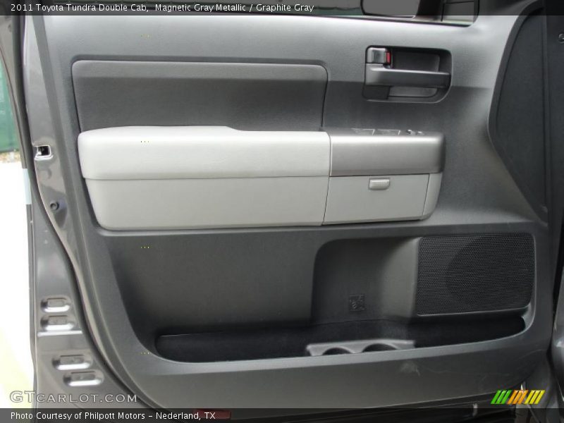 Magnetic Gray Metallic / Graphite Gray 2011 Toyota Tundra Double Cab