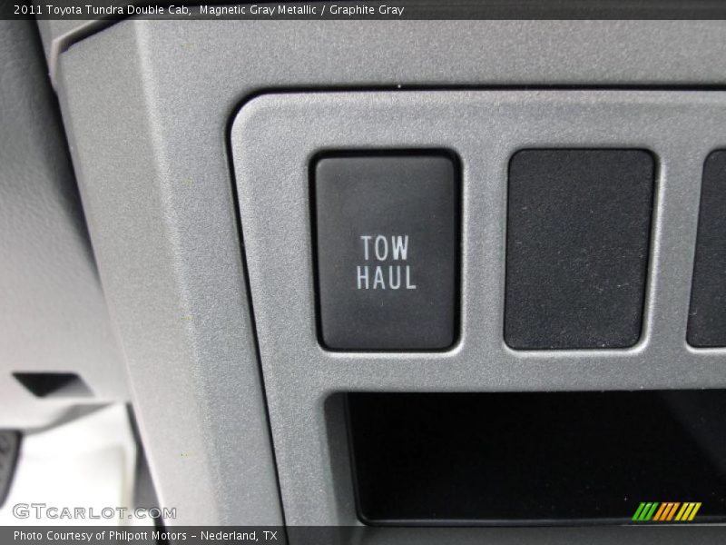 Magnetic Gray Metallic / Graphite Gray 2011 Toyota Tundra Double Cab