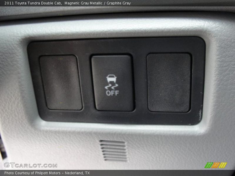 Magnetic Gray Metallic / Graphite Gray 2011 Toyota Tundra Double Cab