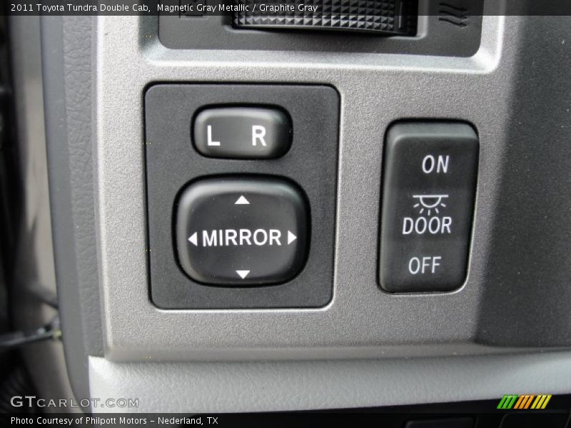 Magnetic Gray Metallic / Graphite Gray 2011 Toyota Tundra Double Cab