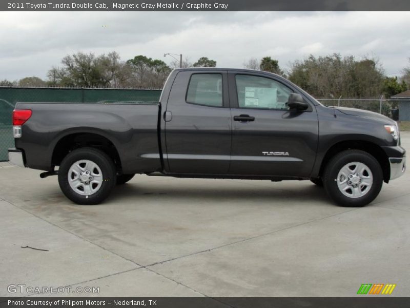 Magnetic Gray Metallic / Graphite Gray 2011 Toyota Tundra Double Cab
