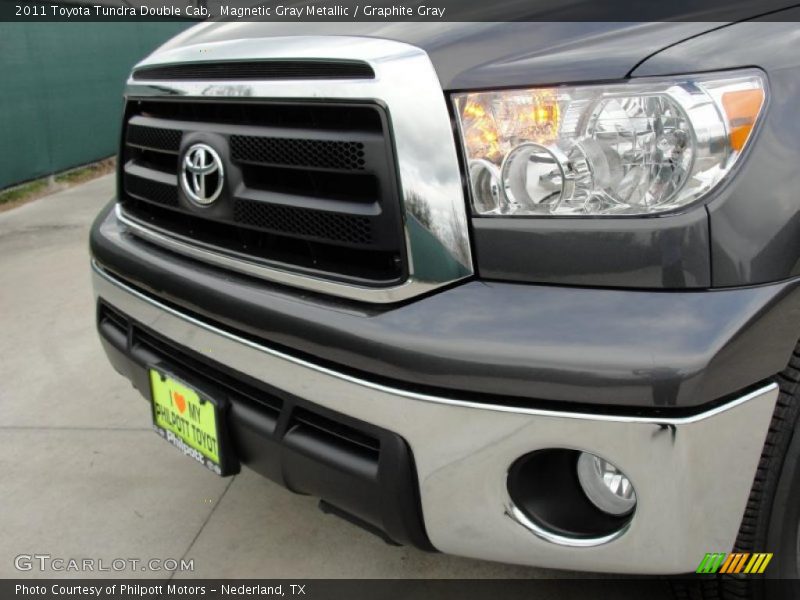 Magnetic Gray Metallic / Graphite Gray 2011 Toyota Tundra Double Cab