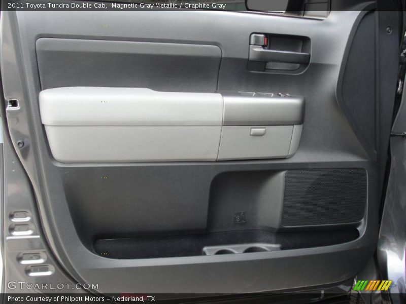 Magnetic Gray Metallic / Graphite Gray 2011 Toyota Tundra Double Cab