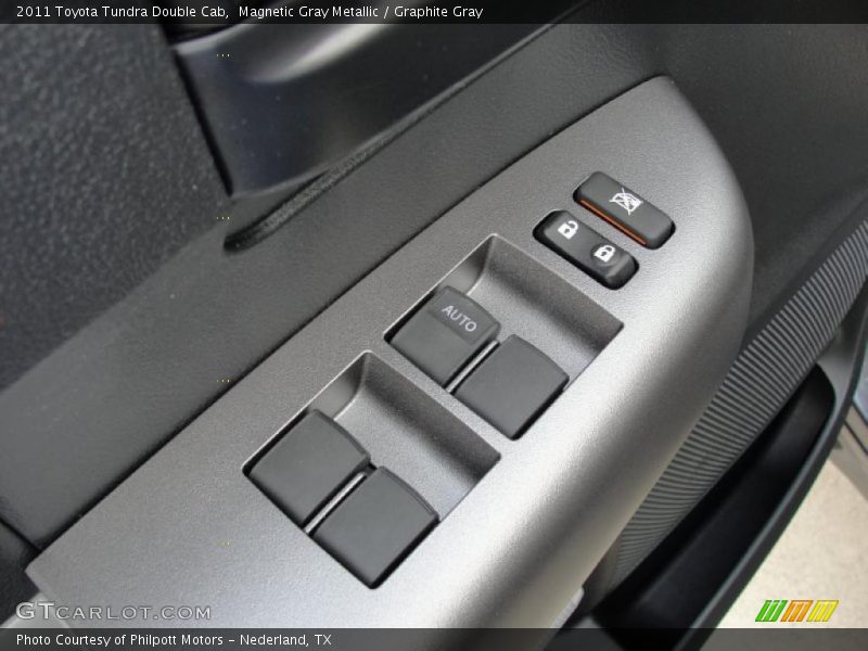Magnetic Gray Metallic / Graphite Gray 2011 Toyota Tundra Double Cab