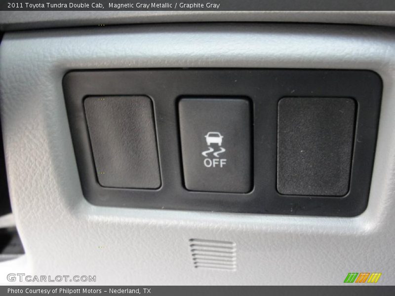 Magnetic Gray Metallic / Graphite Gray 2011 Toyota Tundra Double Cab