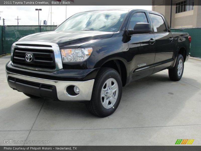 Front 3/4 View of 2011 Tundra CrewMax