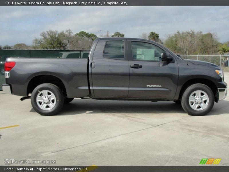 Magnetic Gray Metallic / Graphite Gray 2011 Toyota Tundra Double Cab