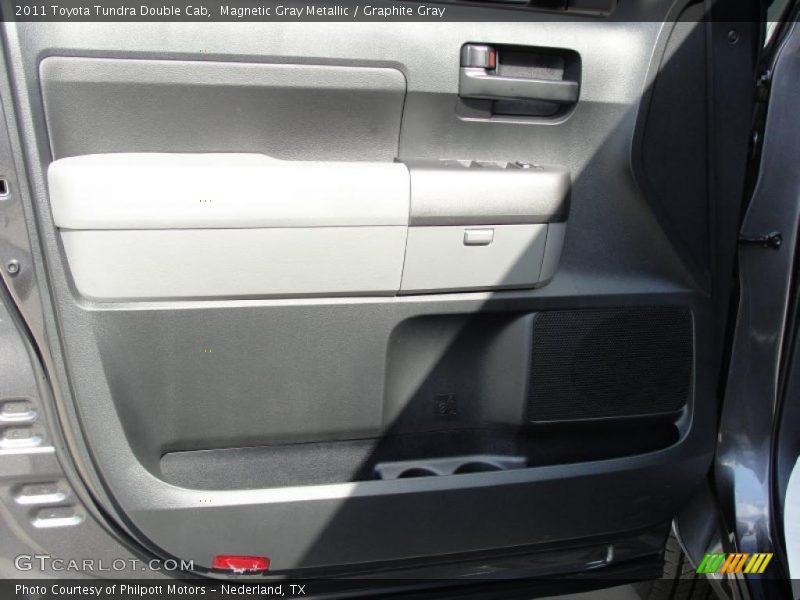 Magnetic Gray Metallic / Graphite Gray 2011 Toyota Tundra Double Cab