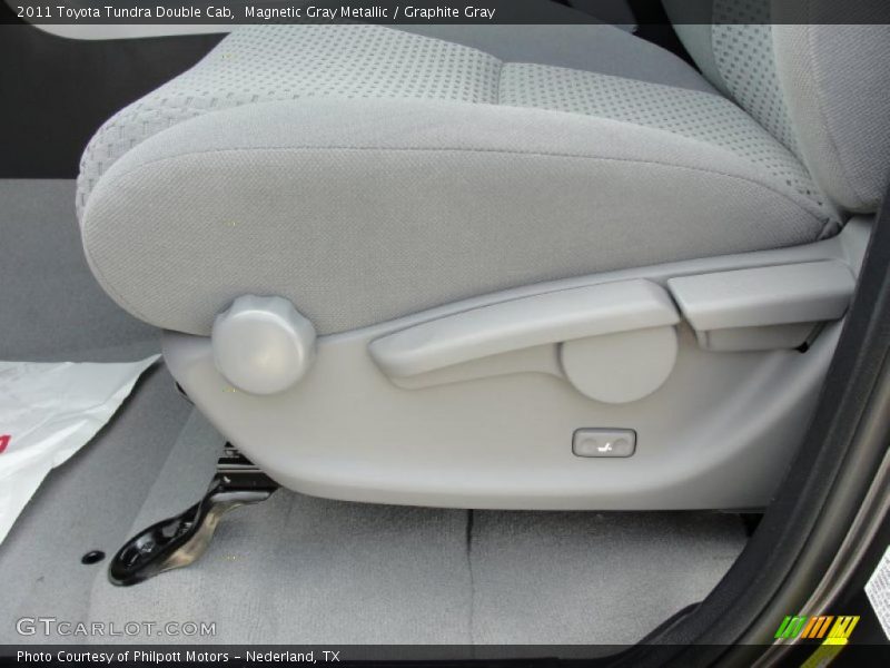 Magnetic Gray Metallic / Graphite Gray 2011 Toyota Tundra Double Cab