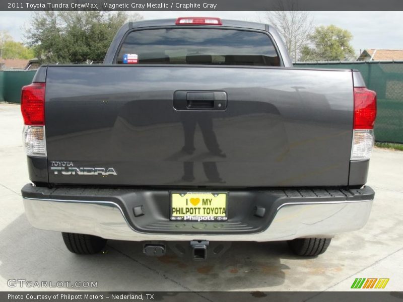 Magnetic Gray Metallic / Graphite Gray 2011 Toyota Tundra CrewMax