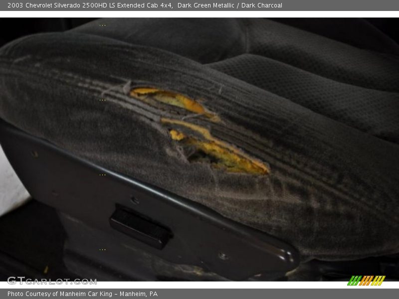 Dark Green Metallic / Dark Charcoal 2003 Chevrolet Silverado 2500HD LS Extended Cab 4x4