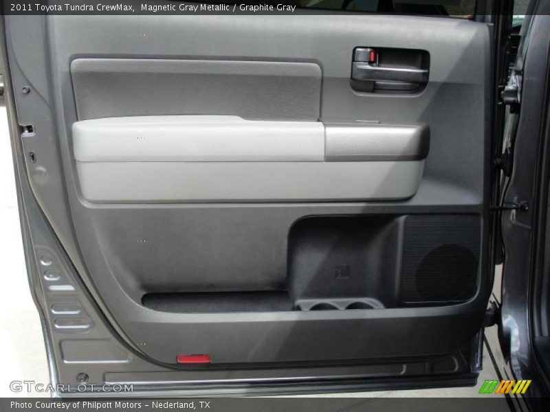 Magnetic Gray Metallic / Graphite Gray 2011 Toyota Tundra CrewMax