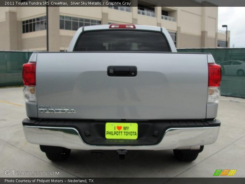 Silver Sky Metallic / Graphite Gray 2011 Toyota Tundra SR5 CrewMax