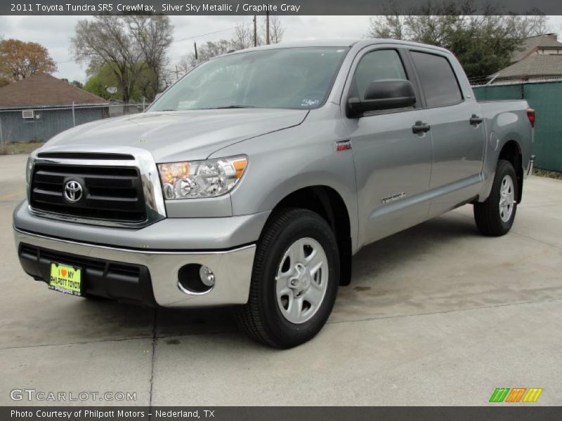 Silver Sky Metallic / Graphite Gray 2011 Toyota Tundra SR5 CrewMax