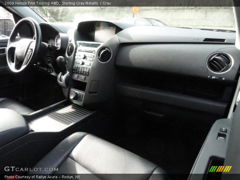 Sterling Gray Metallic / Gray 2009 Honda Pilot Touring 4WD