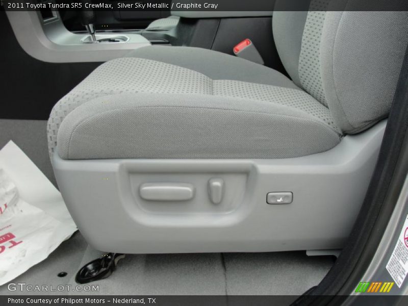 Silver Sky Metallic / Graphite Gray 2011 Toyota Tundra SR5 CrewMax