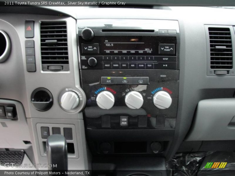 Controls of 2011 Tundra SR5 CrewMax