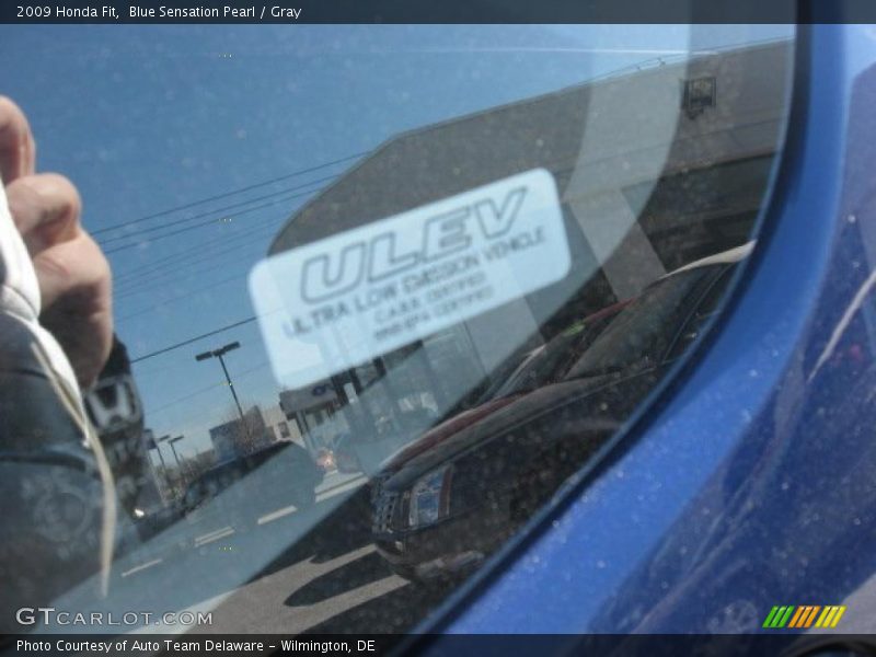 Blue Sensation Pearl / Gray 2009 Honda Fit