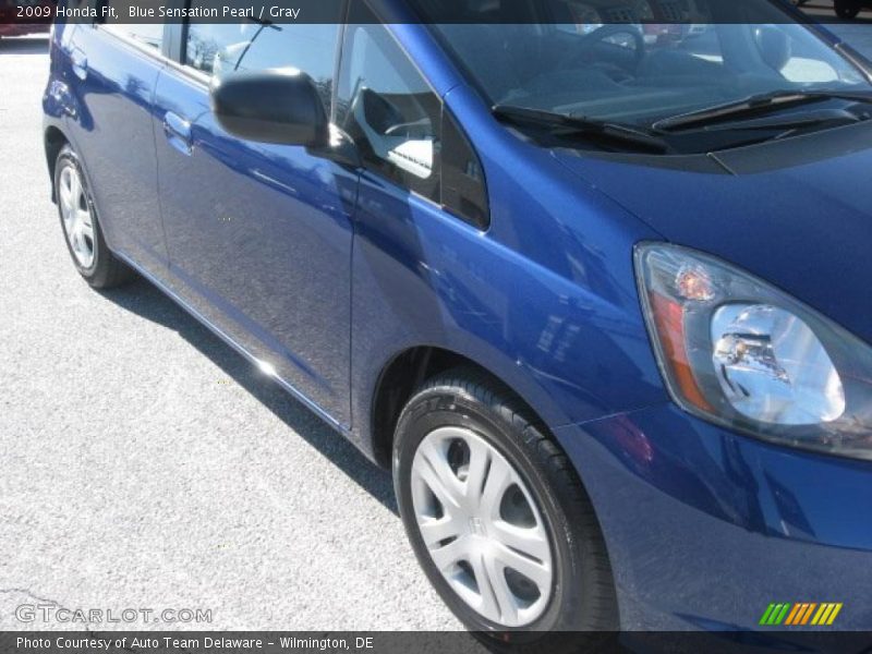 Blue Sensation Pearl / Gray 2009 Honda Fit