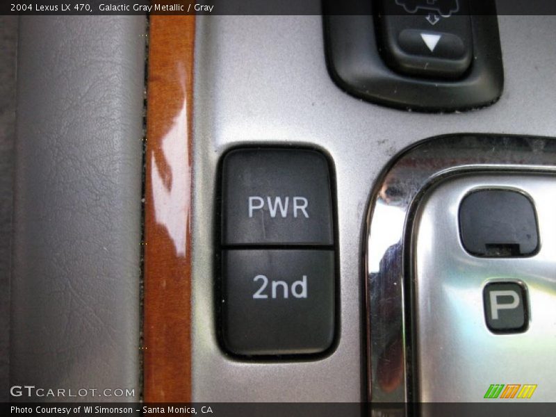 Galactic Gray Metallic / Gray 2004 Lexus LX 470