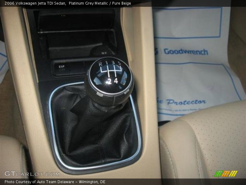Platinum Grey Metallic / Pure Beige 2006 Volkswagen Jetta TDI Sedan