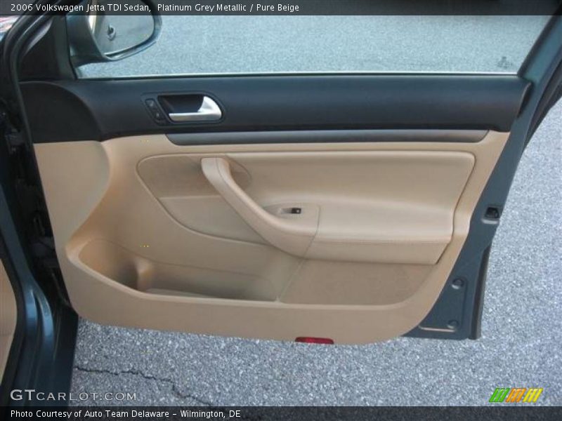 Platinum Grey Metallic / Pure Beige 2006 Volkswagen Jetta TDI Sedan
