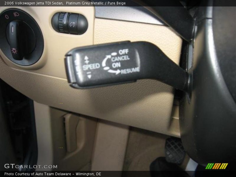 Platinum Grey Metallic / Pure Beige 2006 Volkswagen Jetta TDI Sedan