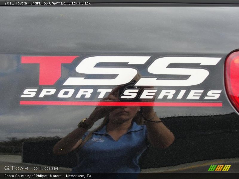 2011 Tundra TSS CrewMax Logo