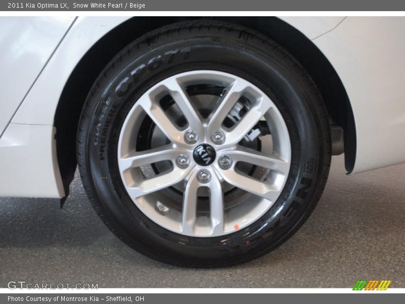 Snow White Pearl / Beige 2011 Kia Optima LX