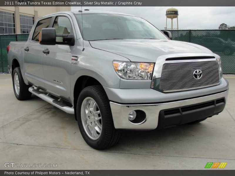 Front 3/4 View of 2011 Tundra Texas Edition CrewMax