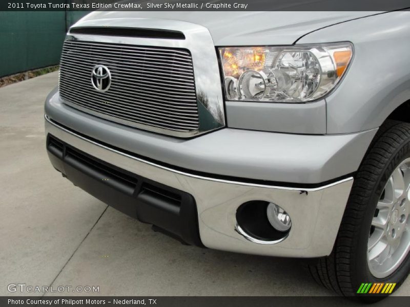 Silver Sky Metallic / Graphite Gray 2011 Toyota Tundra Texas Edition CrewMax