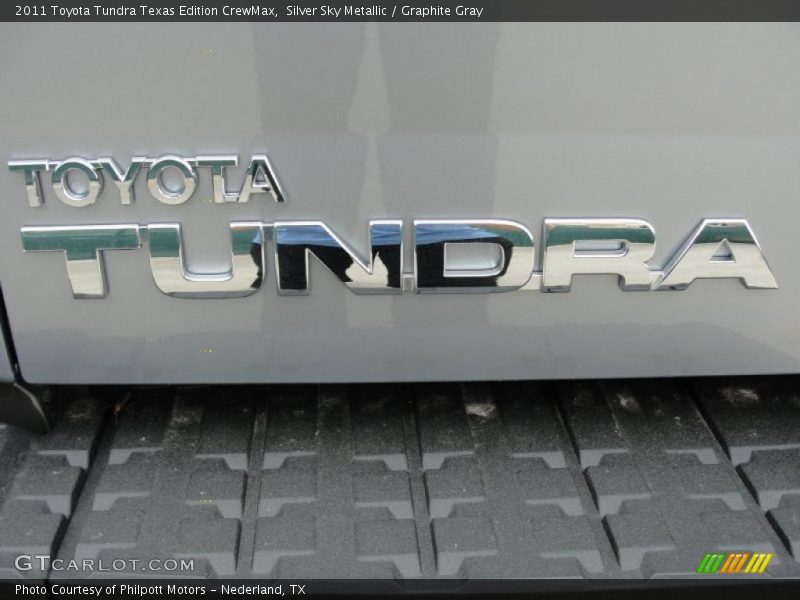 2011 Tundra Texas Edition CrewMax Logo