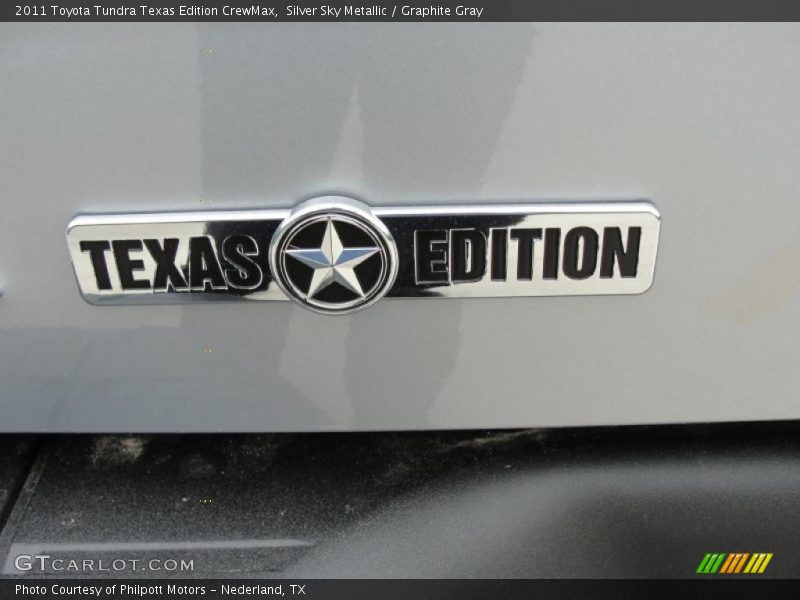  2011 Tundra Texas Edition CrewMax Logo