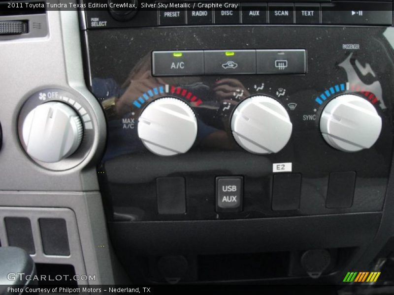 Controls of 2011 Tundra Texas Edition CrewMax