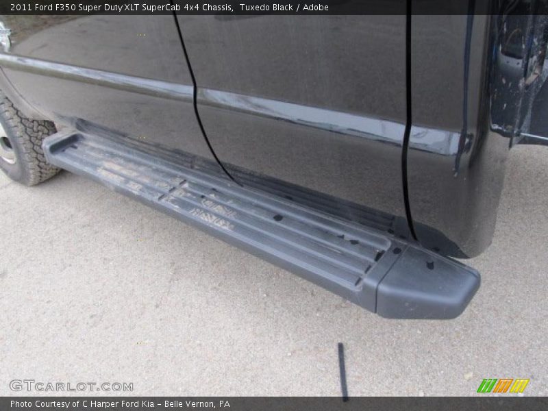 Tuxedo Black / Adobe 2011 Ford F350 Super Duty XLT SuperCab 4x4 Chassis