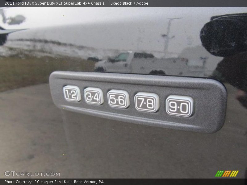 Tuxedo Black / Adobe 2011 Ford F350 Super Duty XLT SuperCab 4x4 Chassis