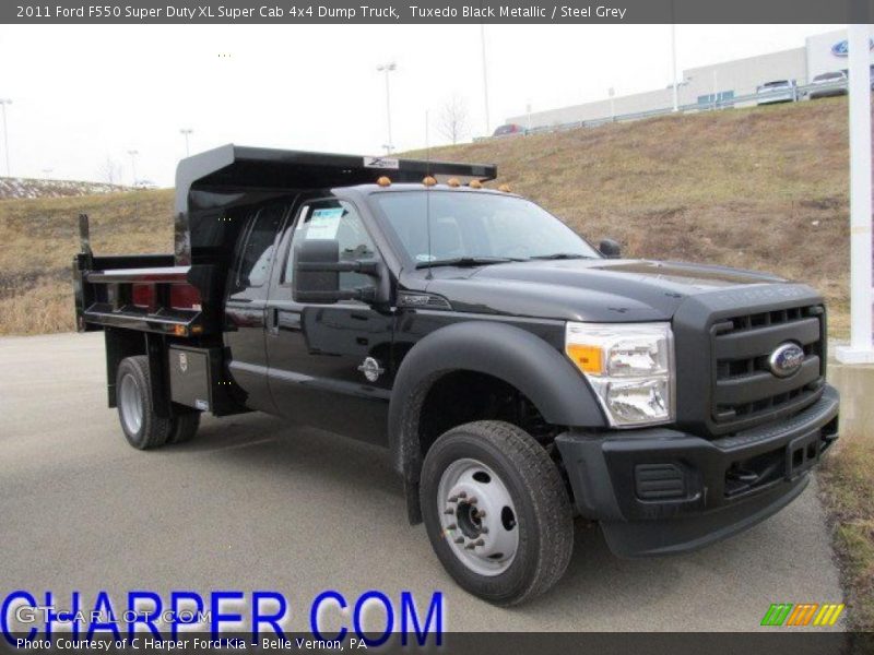 Tuxedo Black Metallic / Steel Grey 2011 Ford F550 Super Duty XL Super Cab 4x4 Dump Truck