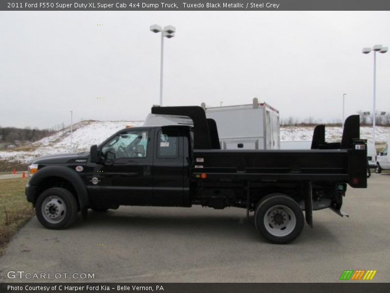  2011 F550 Super Duty XL Super Cab 4x4 Dump Truck Tuxedo Black Metallic