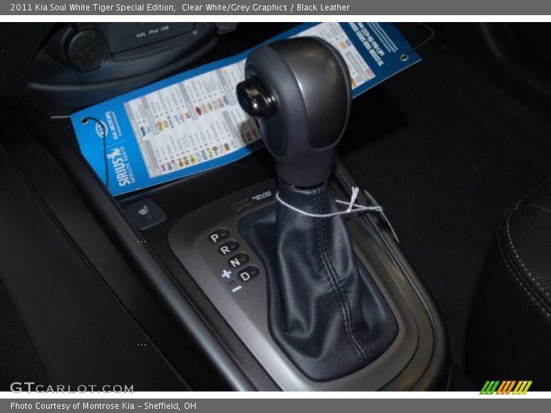 Clear White/Grey Graphics / Black Leather 2011 Kia Soul White Tiger Special Edition