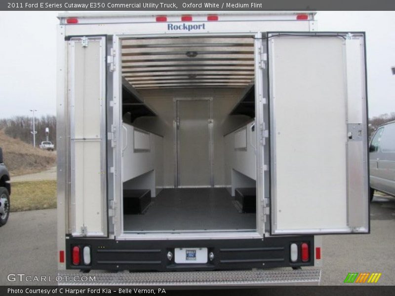 Oxford White / Medium Flint 2011 Ford E Series Cutaway E350 Commercial Utility Truck