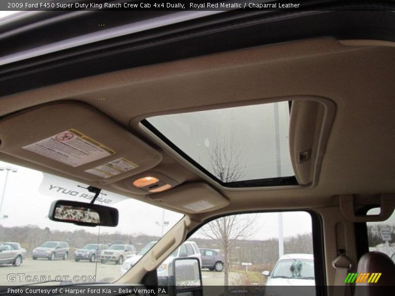 Sunroof of 2009 F450 Super Duty King Ranch Crew Cab 4x4 Dually