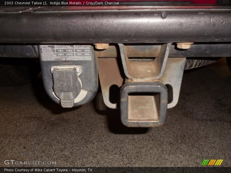 Indigo Blue Metallic / Gray/Dark Charcoal 2003 Chevrolet Tahoe LS