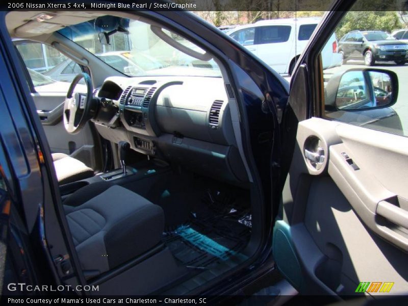 Midnight Blue Pearl / Steel/Graphite 2006 Nissan Xterra S 4x4