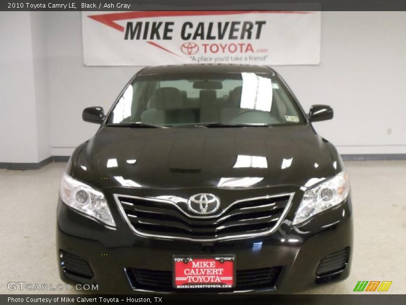 Black / Ash Gray 2010 Toyota Camry LE