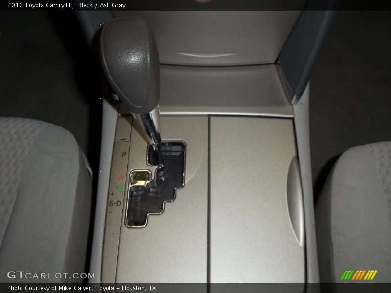 Black / Ash Gray 2010 Toyota Camry LE